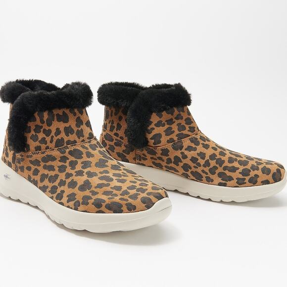 Skechers Animal Print On the Go Bundle Up Ankle Boots Size 6.5 - Picture 1 of 11